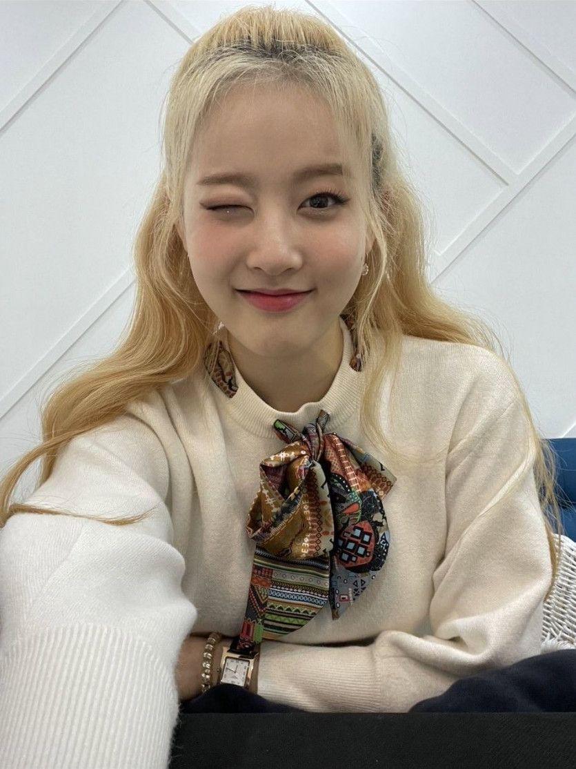 STAYC SIEUN0