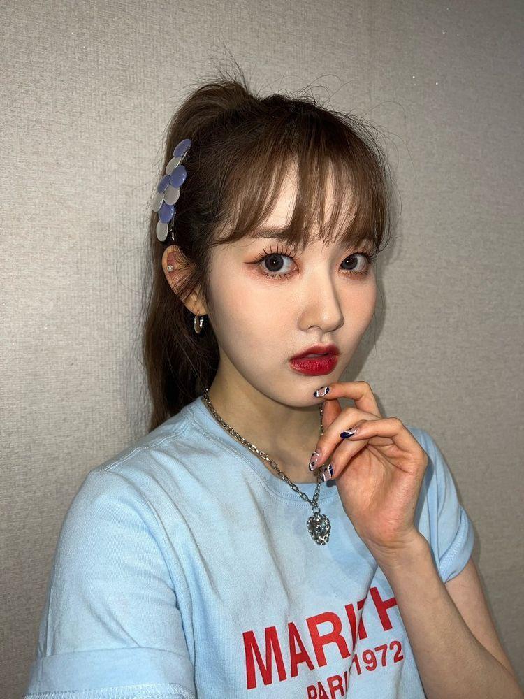 STAYC SIEUN1