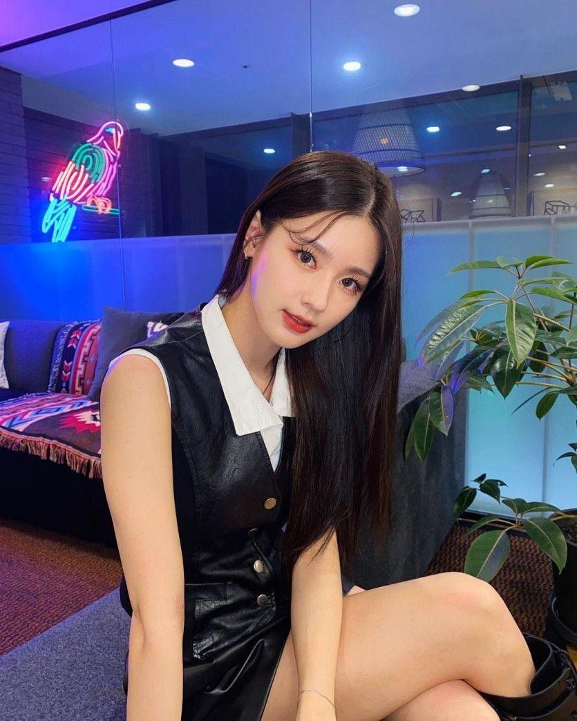 (G)I-DLE MIYEON0
