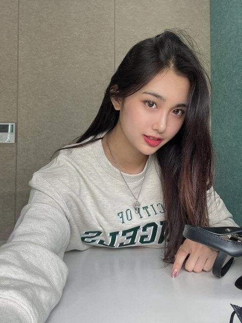 EVERGLOW 허유림3