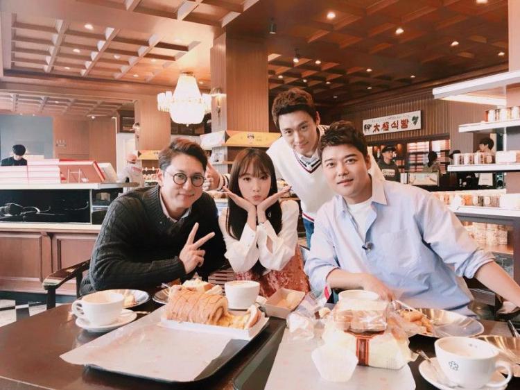 한복 지숙 & 프리한19 지숙1