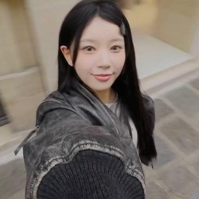 ILLIT 모카0