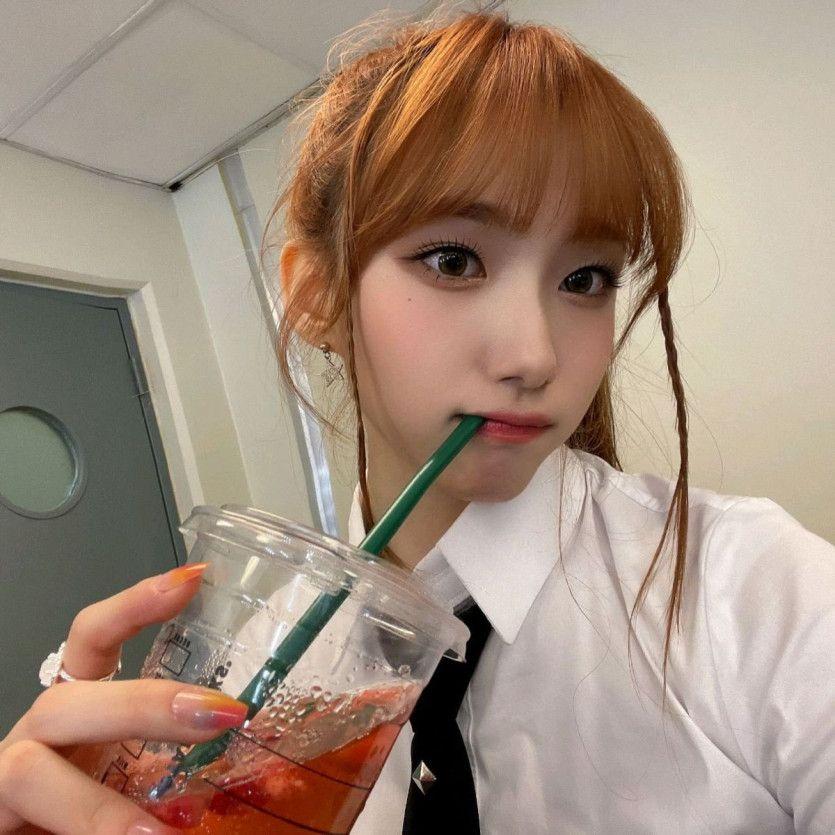 KEP1ER YOUNGEUN0