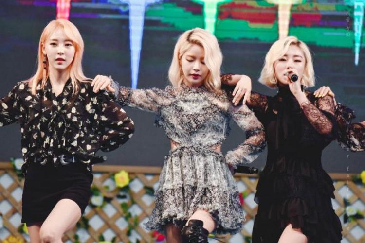 180522 마마무 솔라 KOAFEC by 겨울동화.jpg0