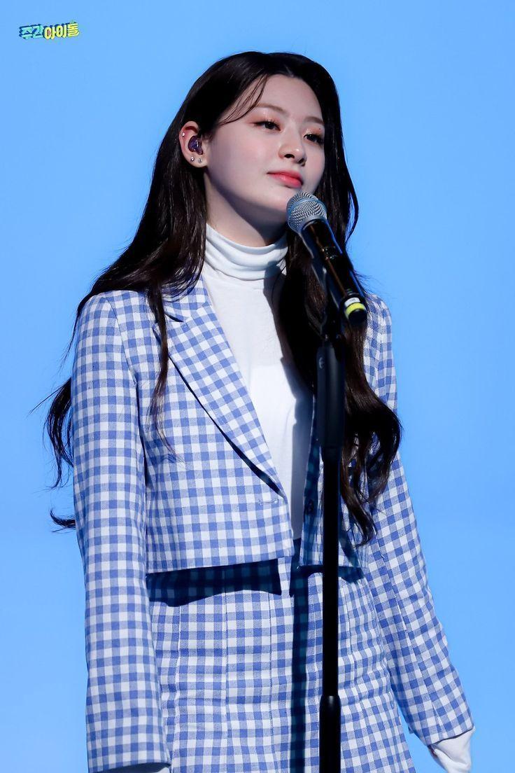 STAYC Seeun1