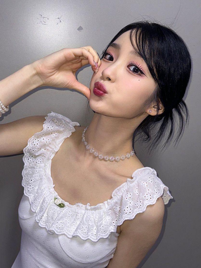 ICHILLIN E.JI2