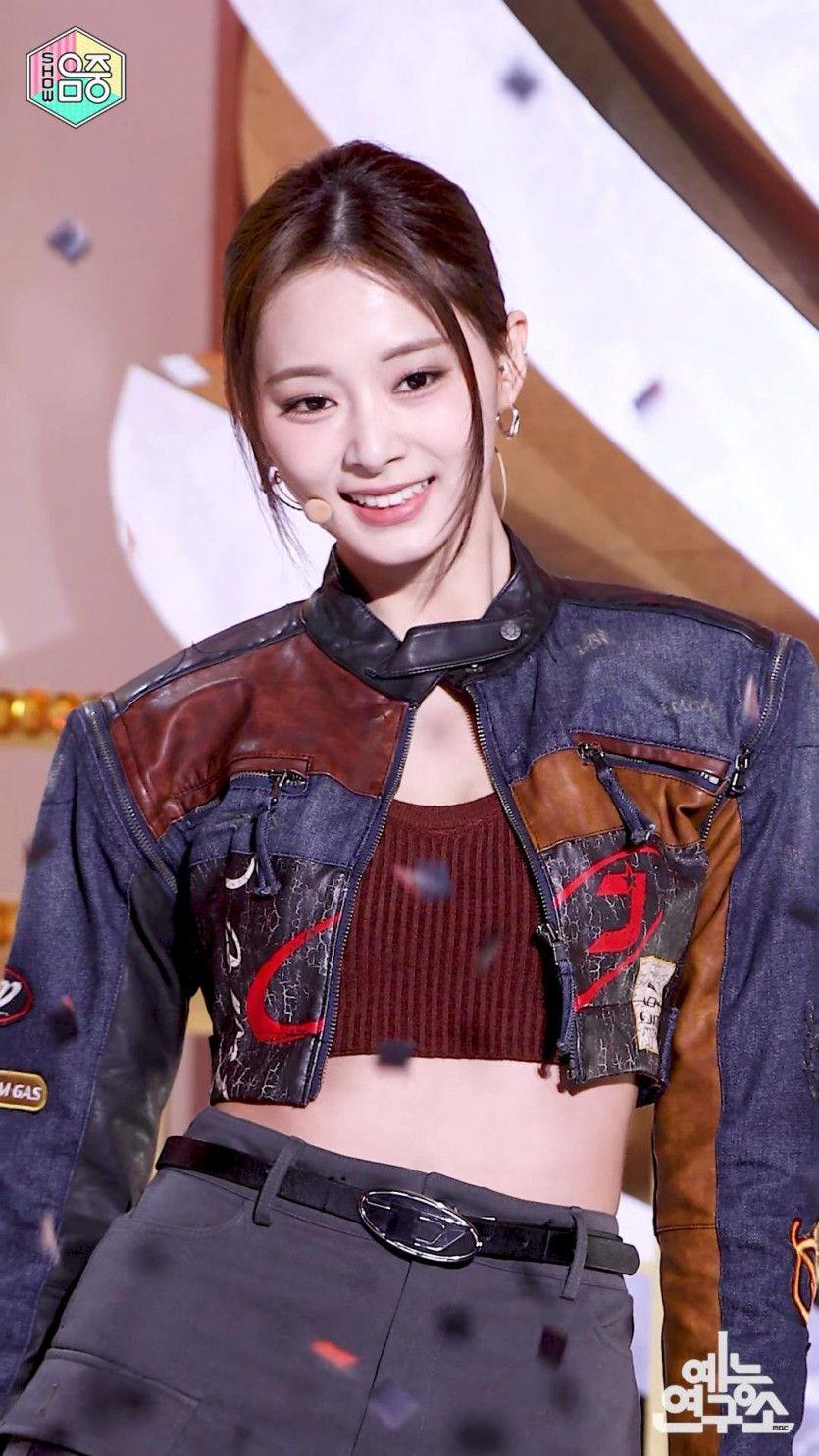 TWICE Tzuyu1