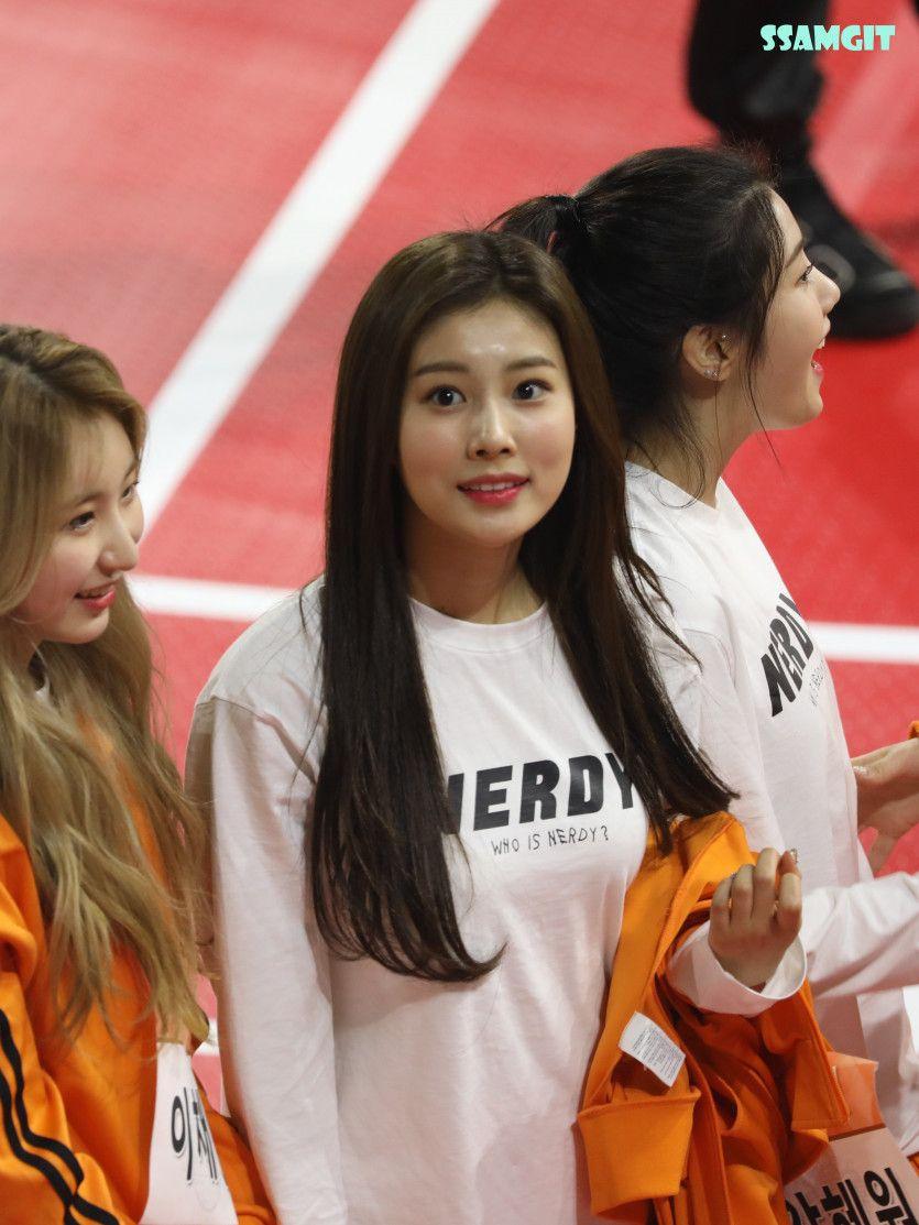 아이즈원 권은비 강혜원8