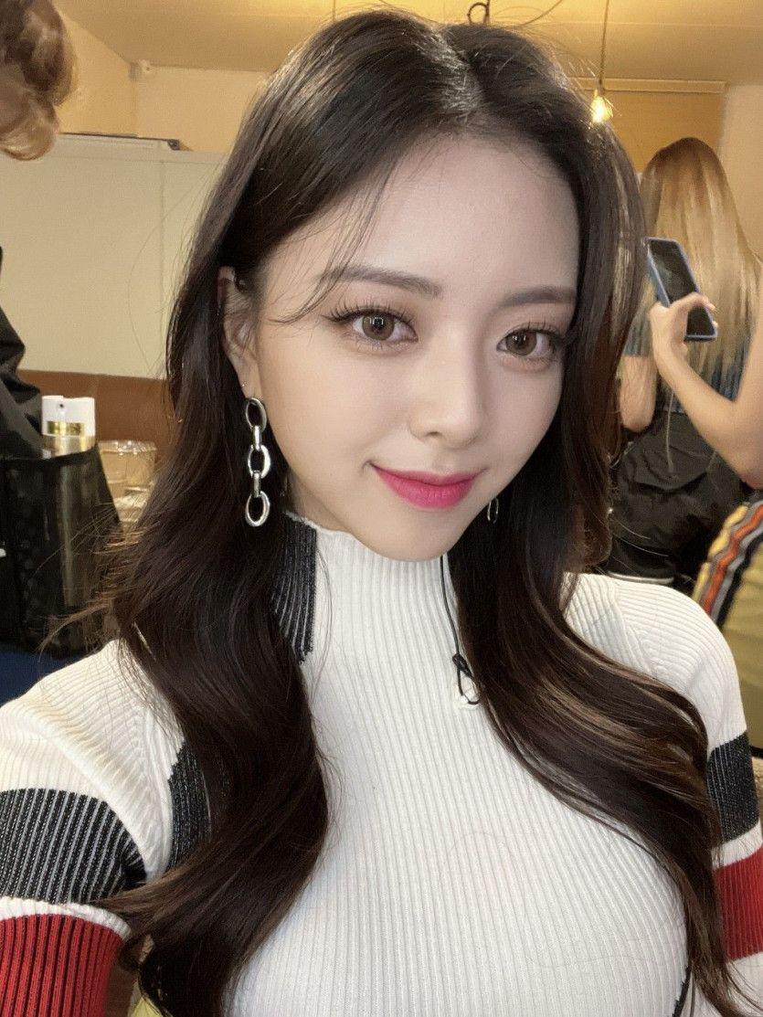 ITZY Yuna2