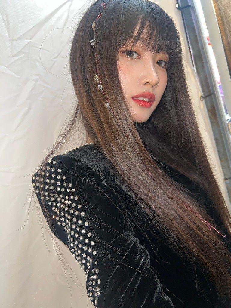 EVERGLOW 김시현3