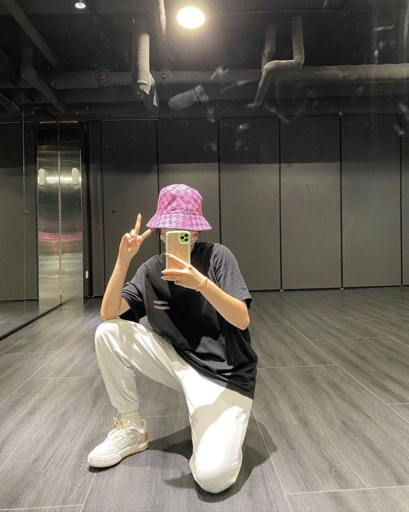 G)I-DLE Yuqi0