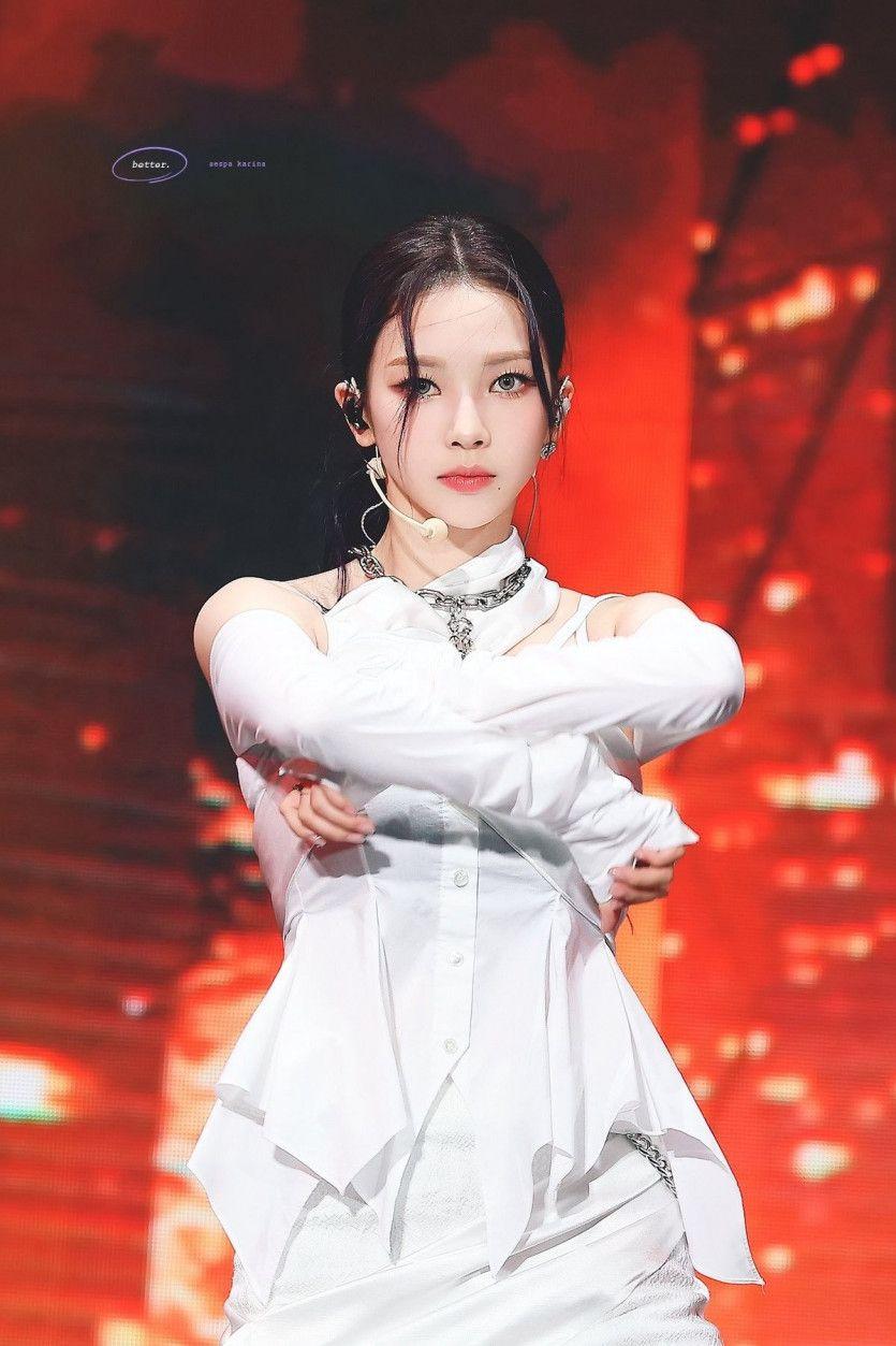 Aespa karina3