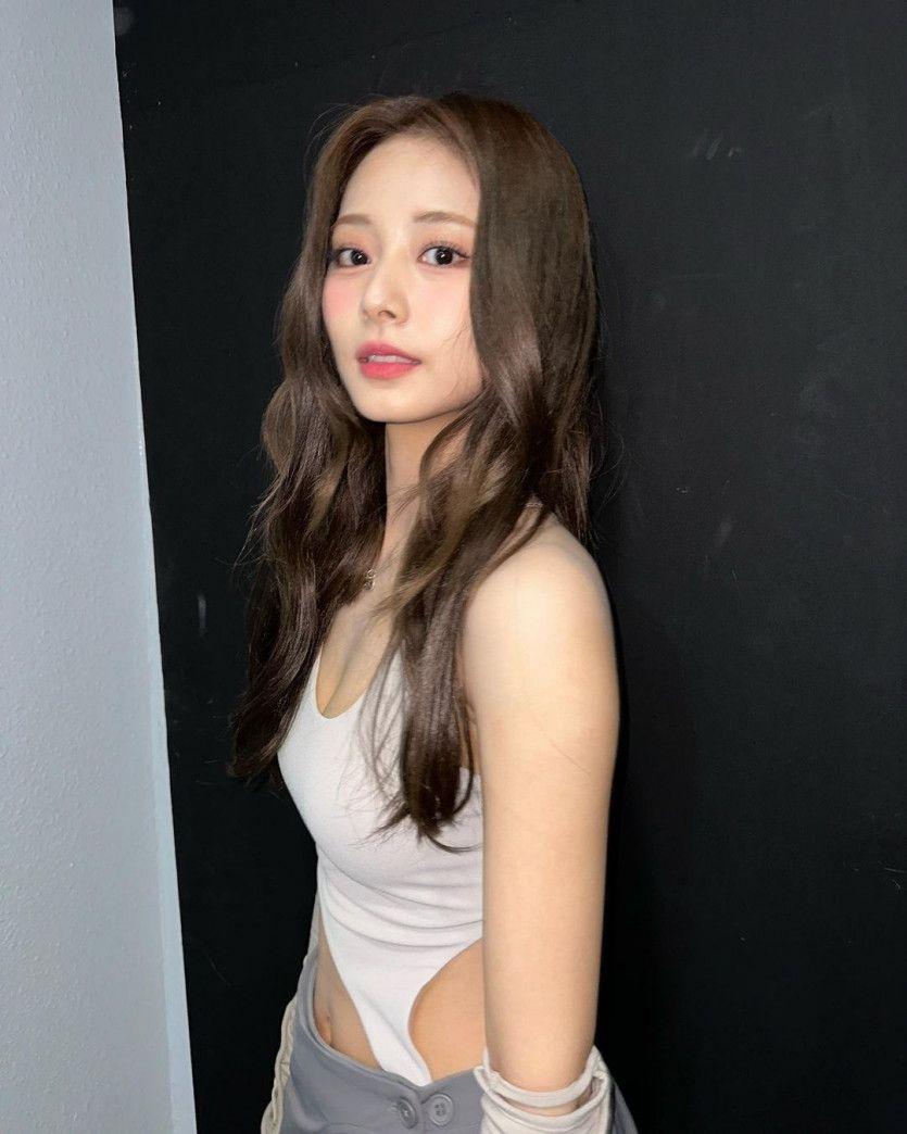 TWICE Tzuyu0