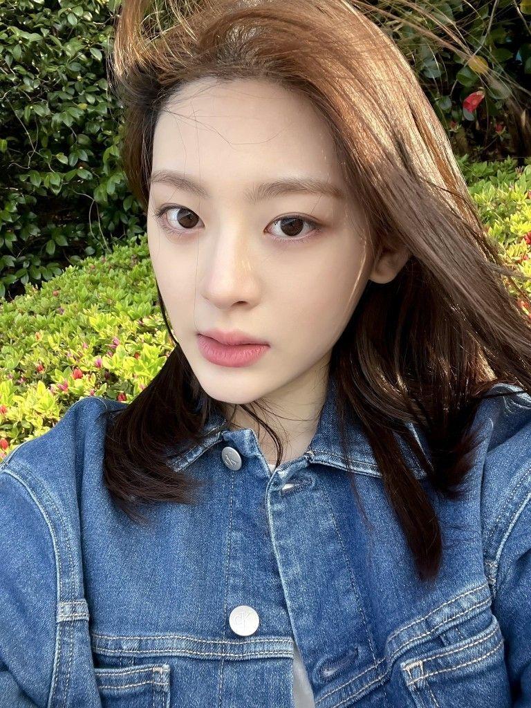 STAYC SEEUN1
