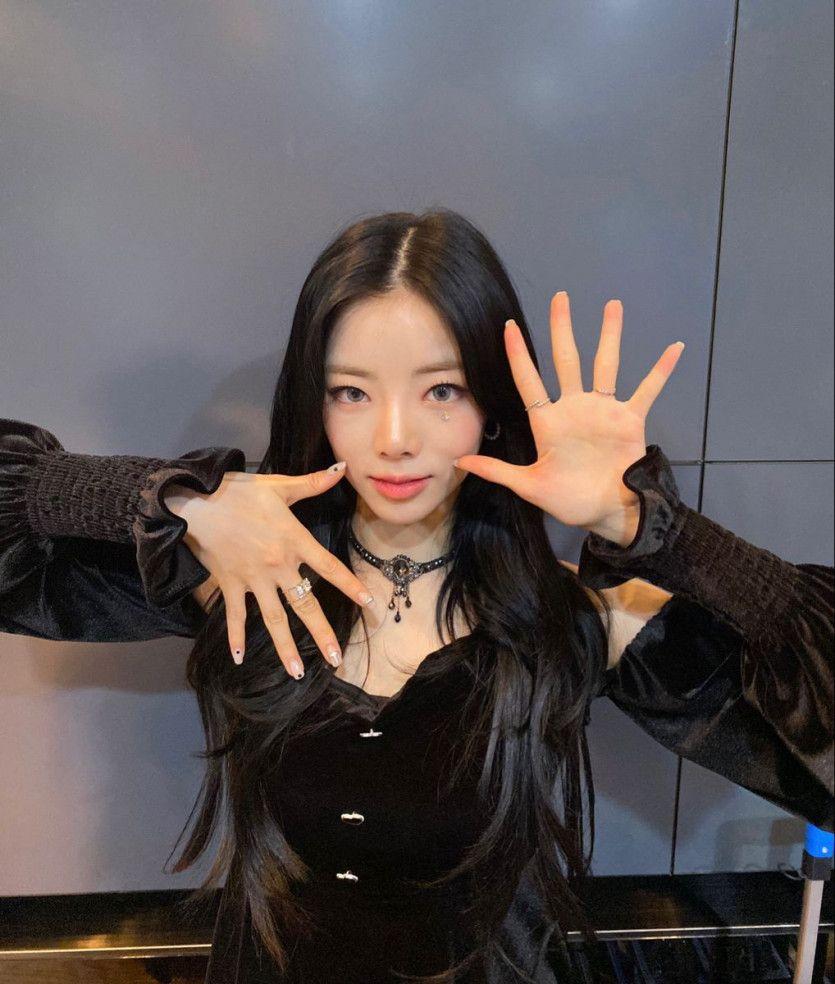 PURPLE K!SS GOEUN1