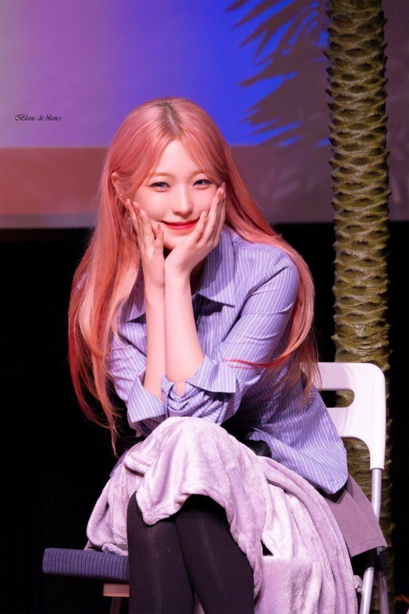 프로미스나인 백지헌3