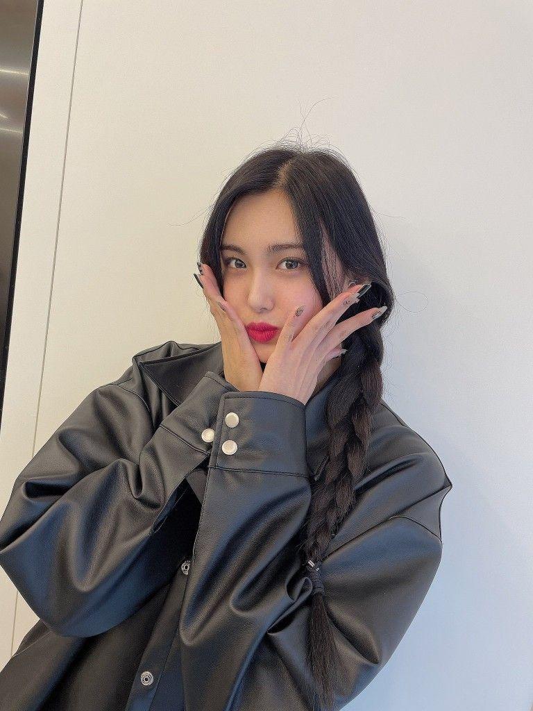 EVERGLOW 허유림3