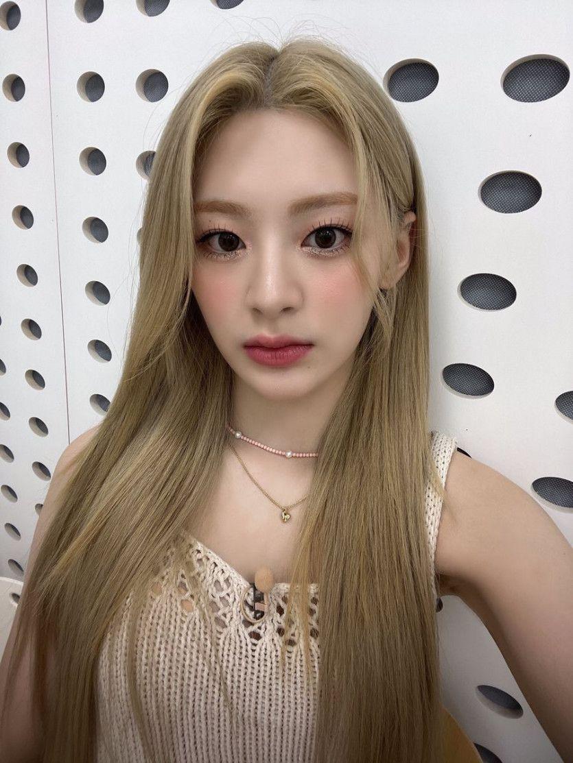 STAYC SIEUN0