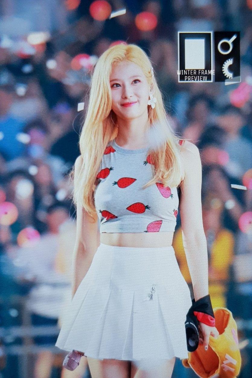 딸기 사나4