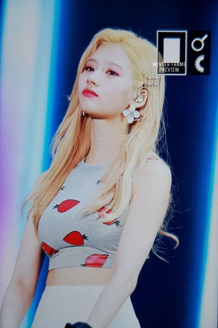 딸기 사나5