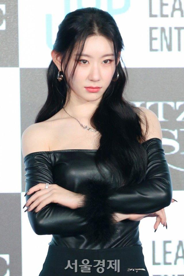 ITZY 채령1