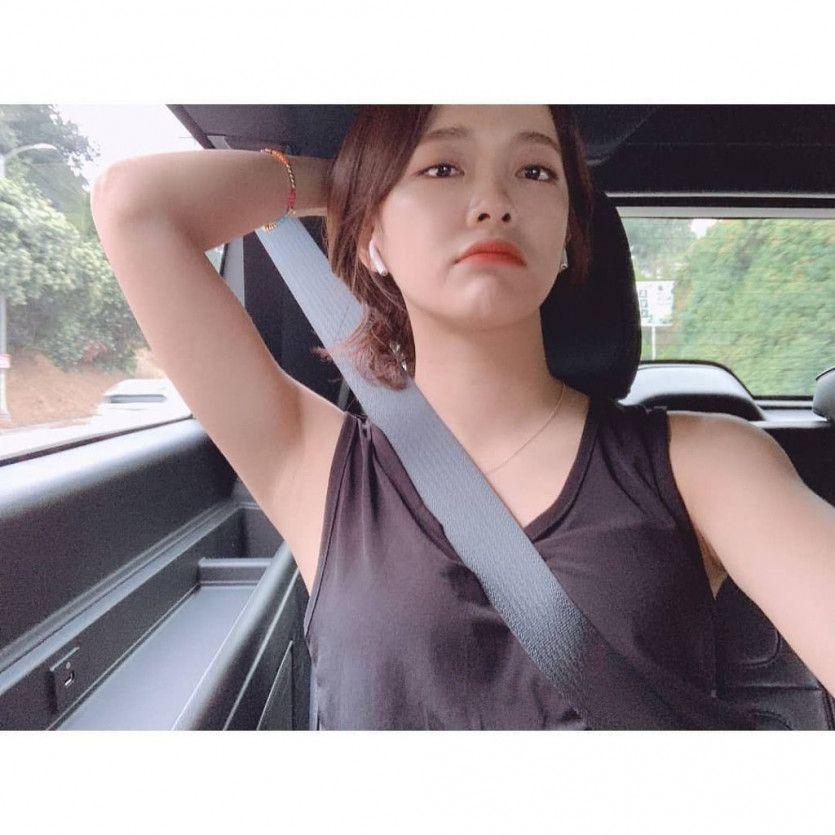 안전벨트 맨 김세정0