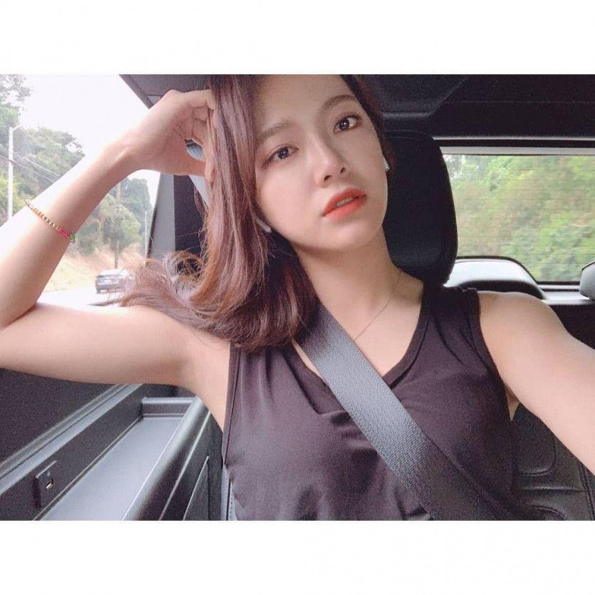 안전벨트 맨 김세정1