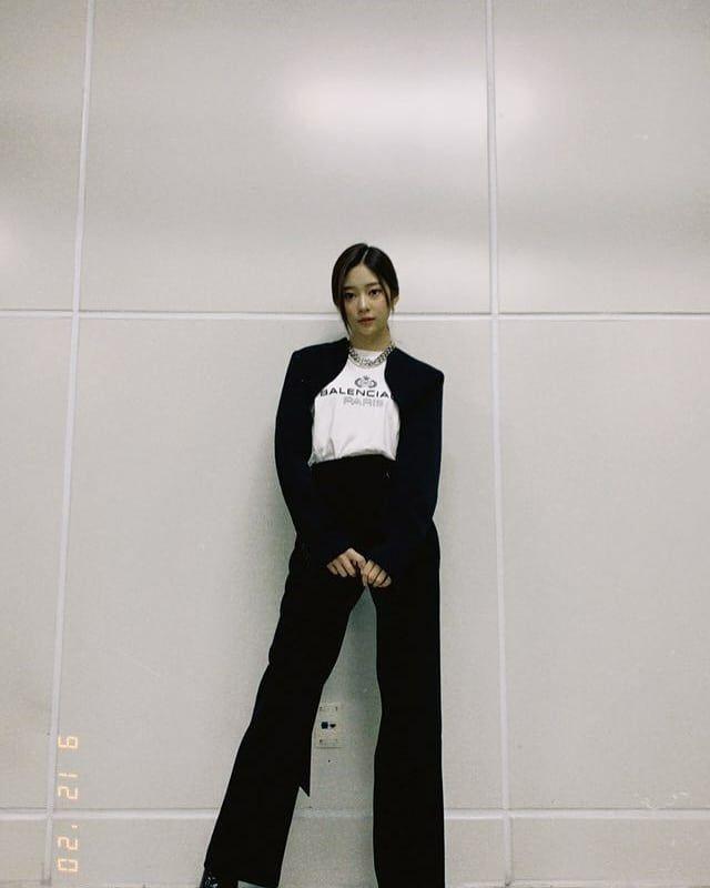 오늘자 김민주 미모4