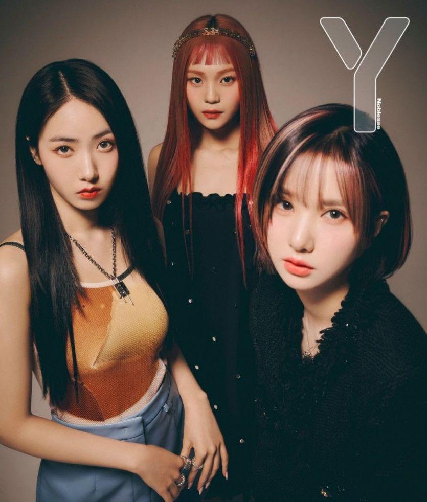 Y Magazine 비비지4