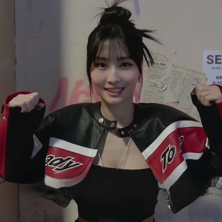 TWICE 모모1