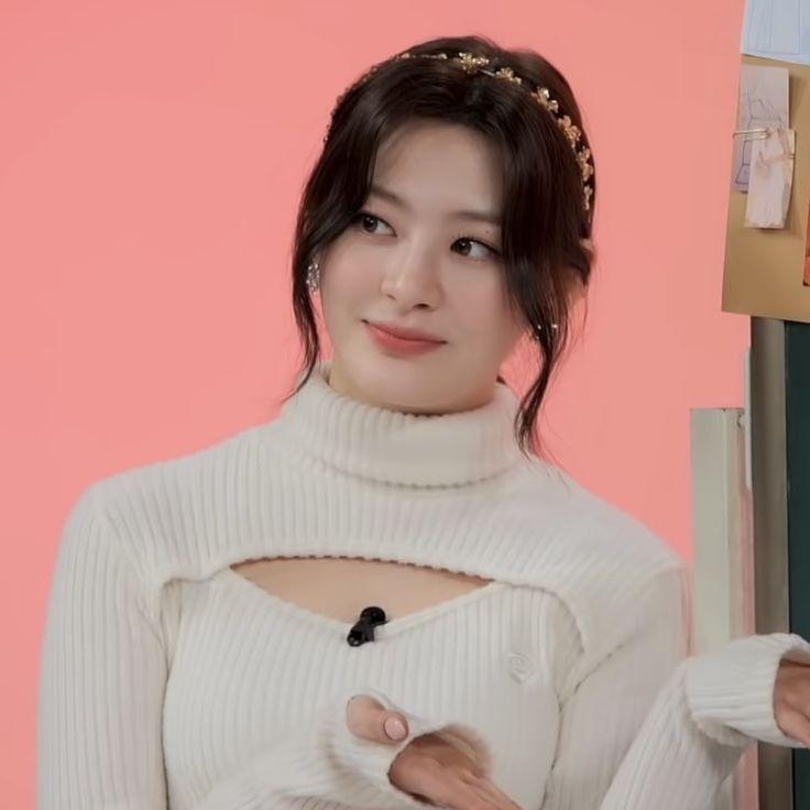 STAYC Seeun0