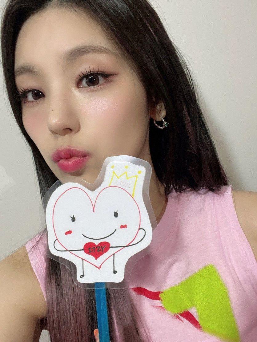 ITZY YEJI1