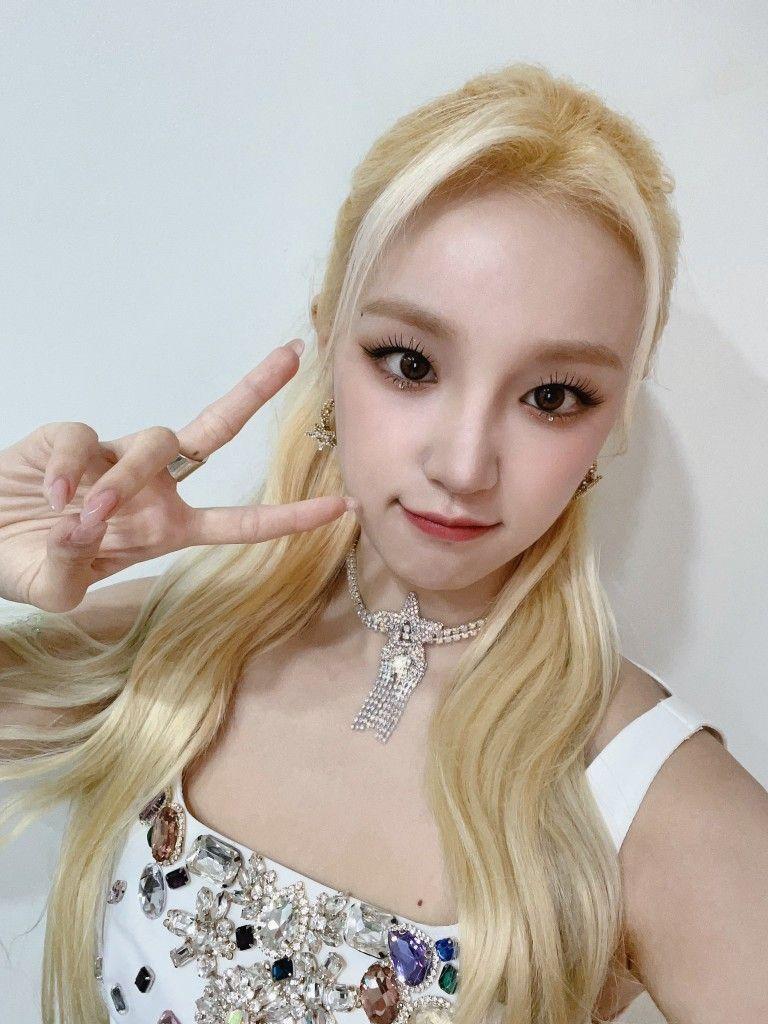 G)I-DLE Yuqi1
