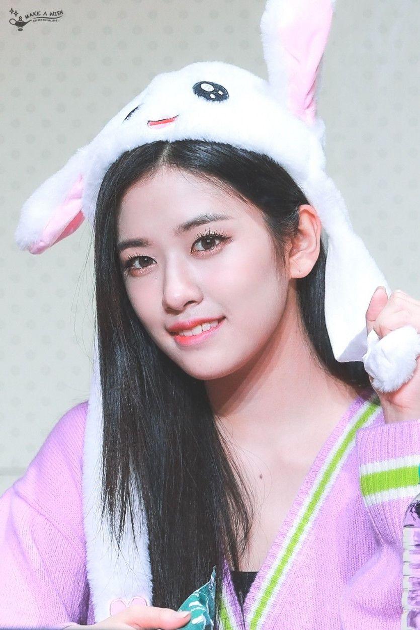 IVE 안유진0