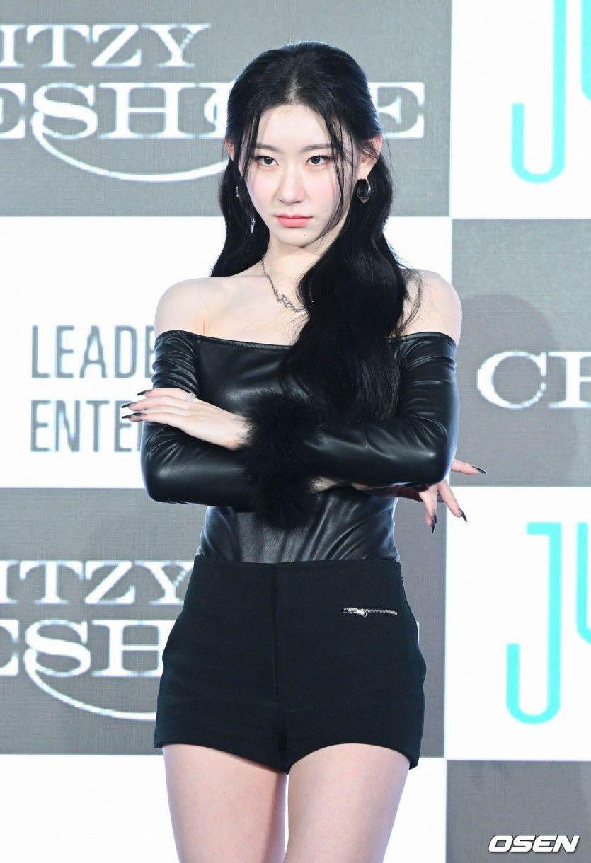 ITZY 채령1