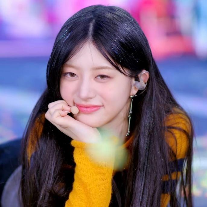 ILLIT 민주1