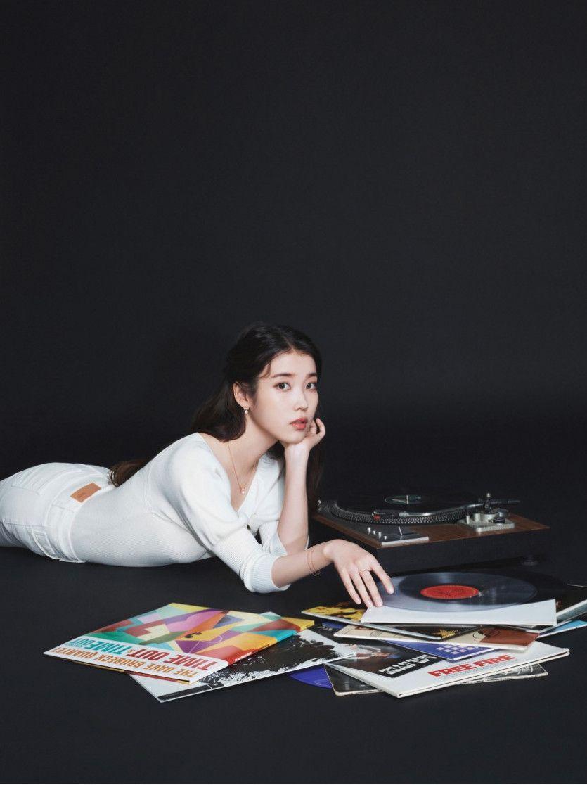 아이유 제이에스티나 가을 화보3