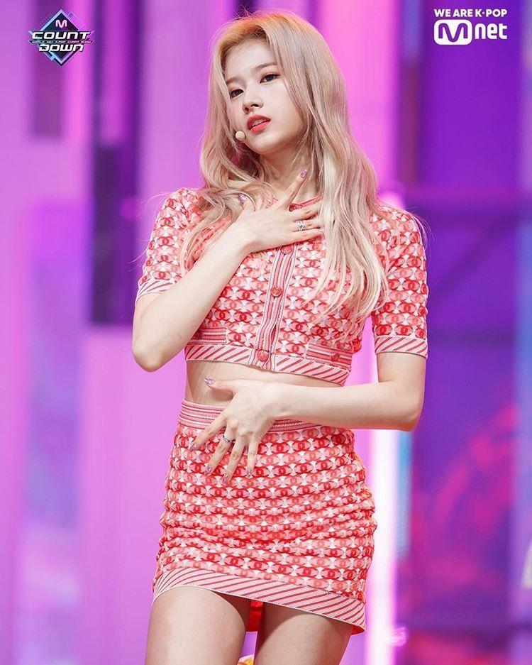 TWICE 사나0
