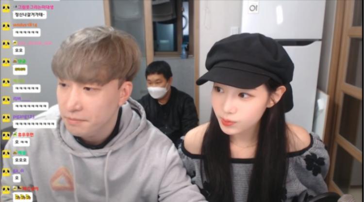 트위치 방송 출연한 조현0