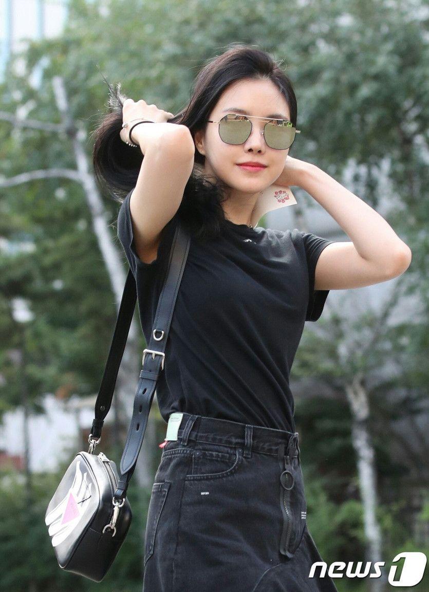 손나은0