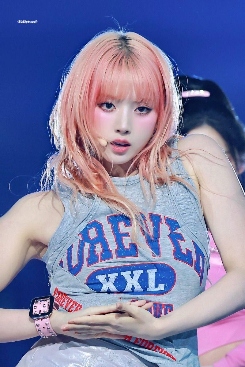 NMIXX JIWOO1