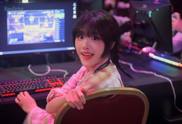 히나3