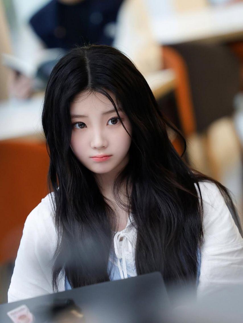 아일릿 (ILLIT) 원희4