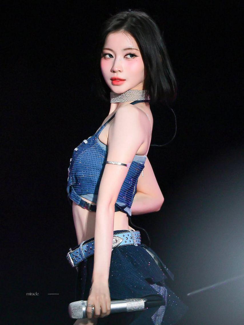 BABYMONSTER (베이비몬스터) 아사1