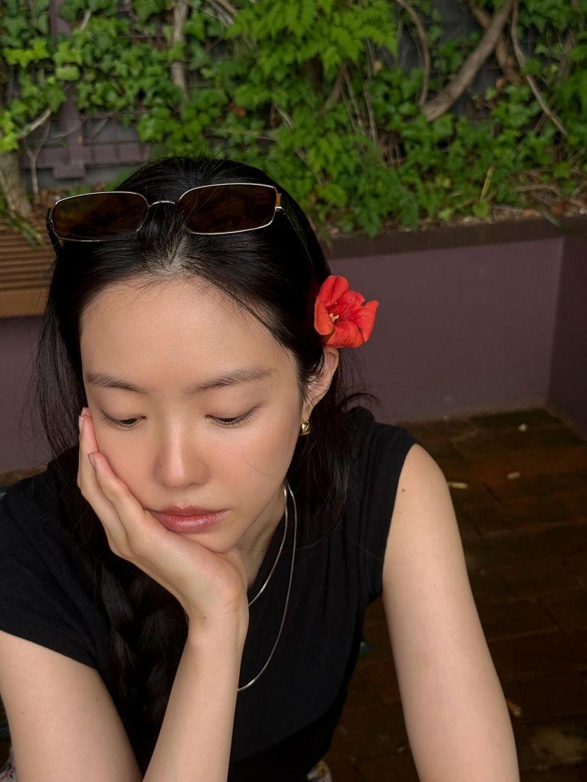 손나은12