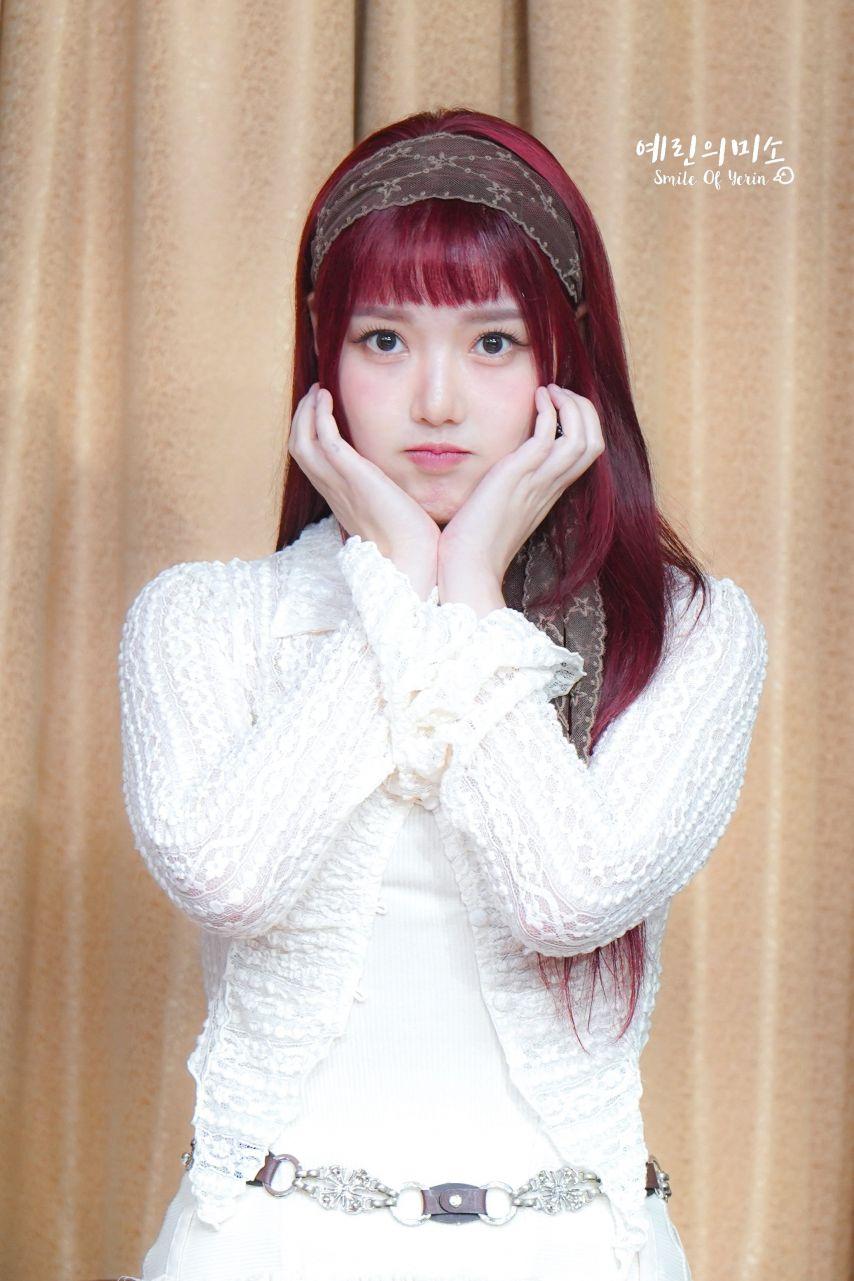 예린 여자친구 960819/ 엄지 VIVIZ 980819 생일4