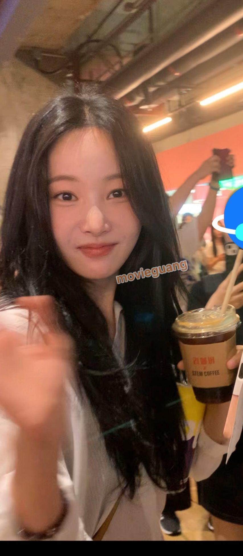 모모랜드 출신 연우 실물.jpg3