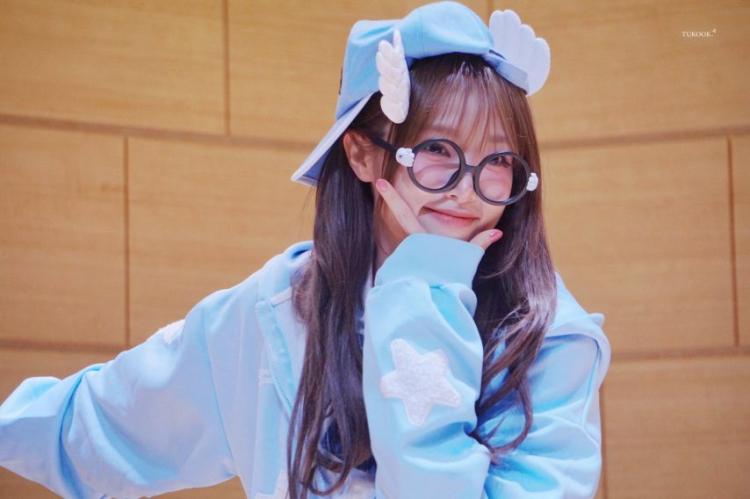 최예나3
