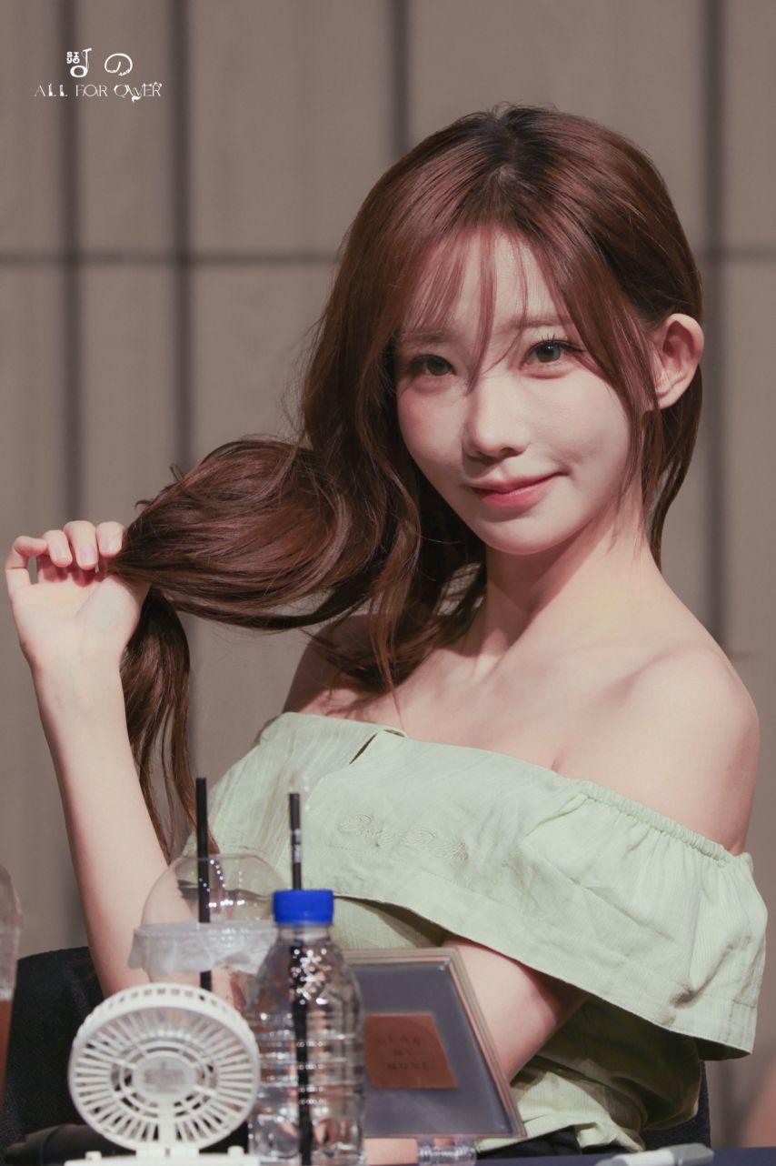 [QWER] 마젠타0