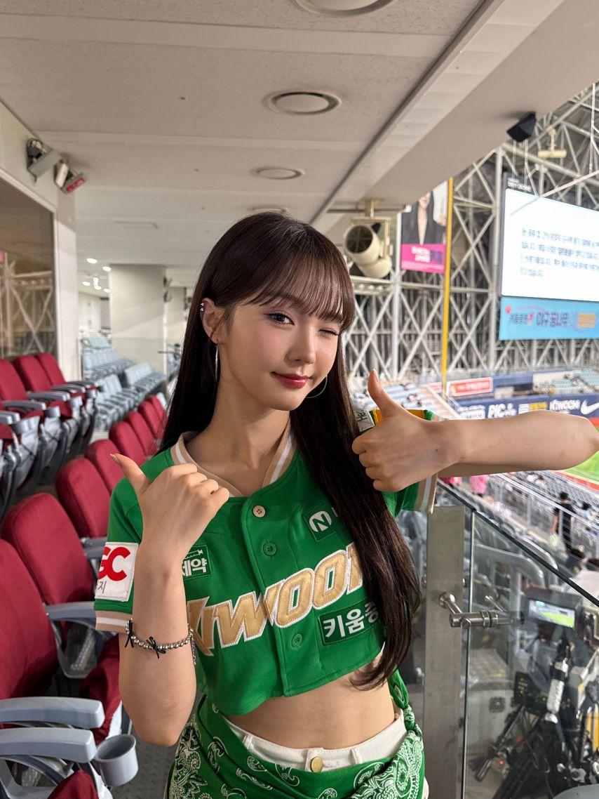 우아 나나9